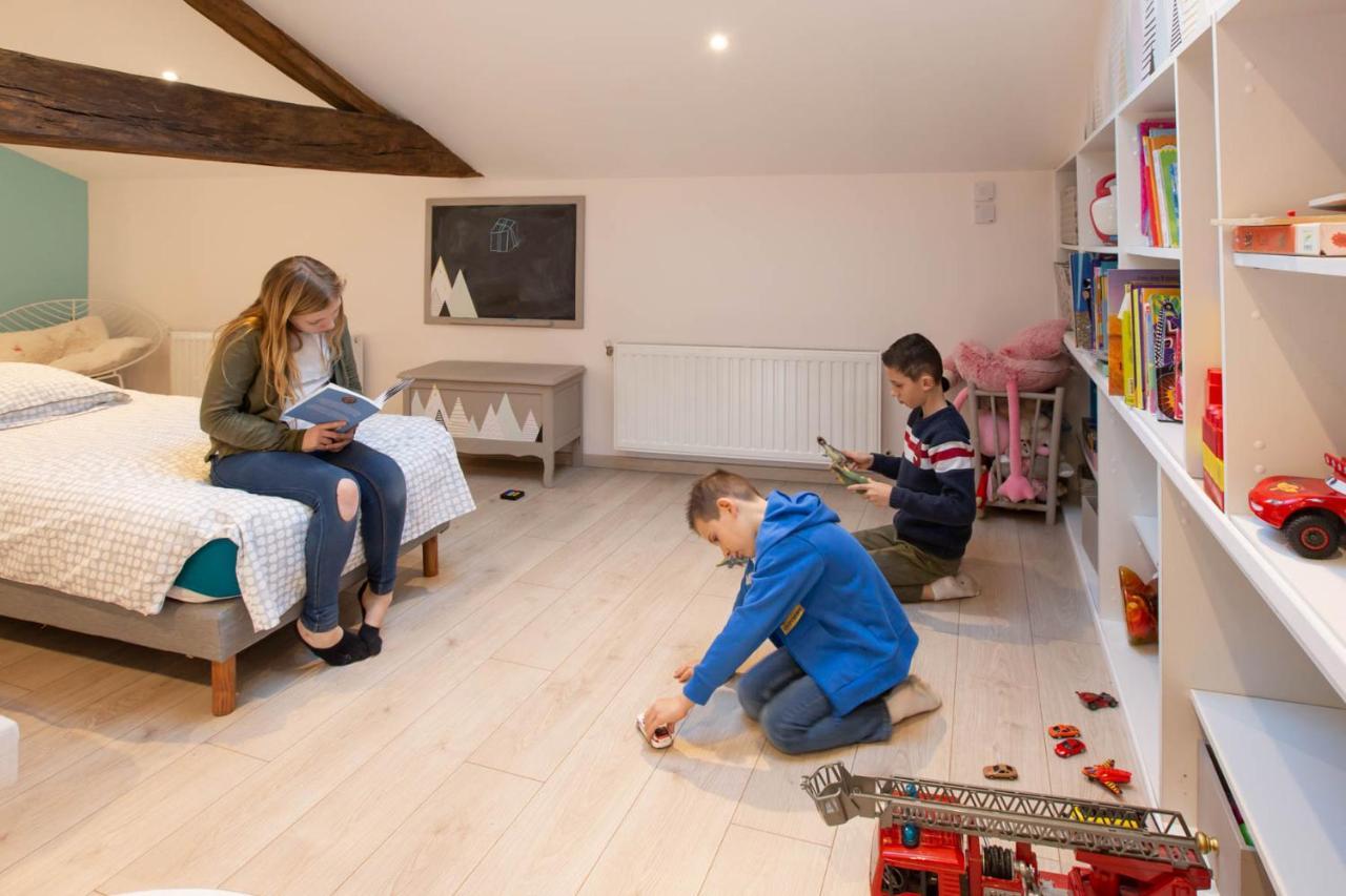 Au Bouchon Hotell Saint-Aigulin Exteriör bild